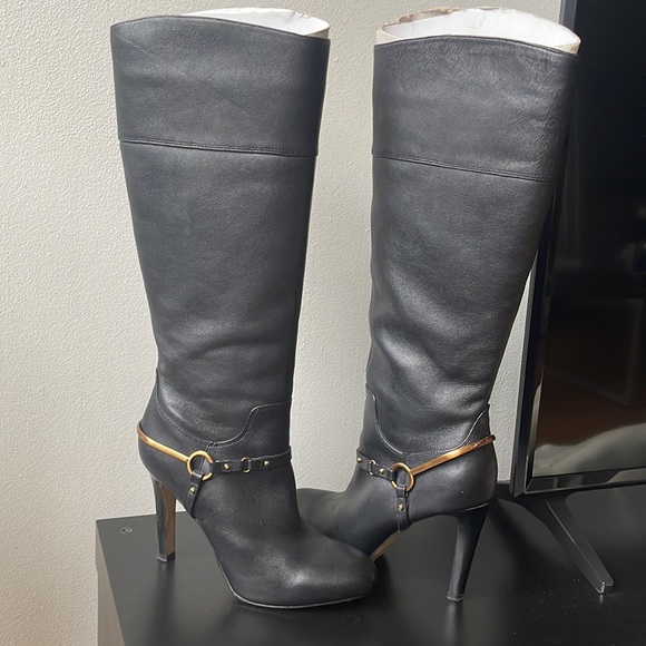 Beautiful ISOLA Boot - Picture 3 of 14